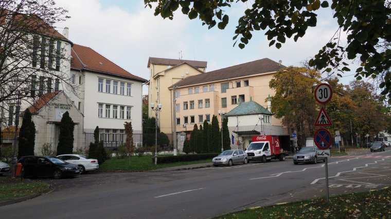 Nem akarnak útszélesítést a váradi egyetem vezetői