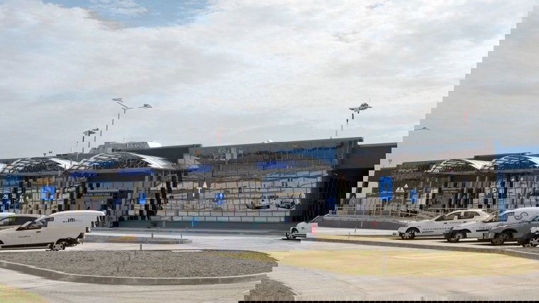 Abszurd törvény nehezíti az Air Oradea működését