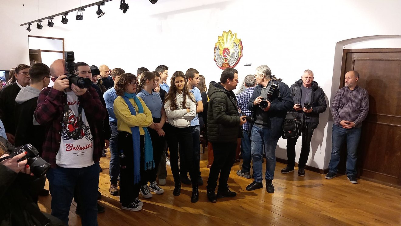 Fotókiállítás nyílt az 1989-es forradalom nagyváradi történéseiről