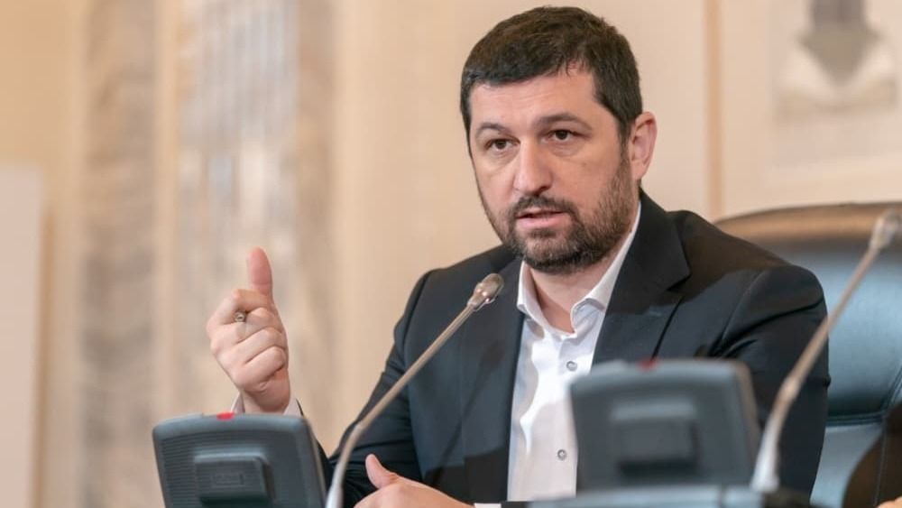 Marius Lulea (AUR) az elnökválasztások folytatását sürgeti