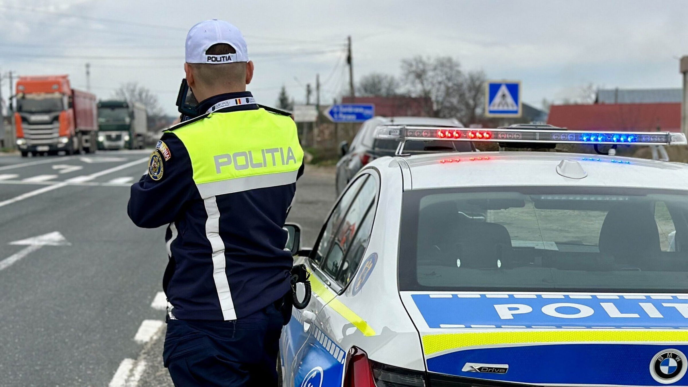 Jogosítvány nélkül vezettek