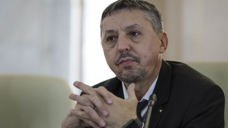 Daniel David: A szexuális és morális munkahelyi zaklatással kapcsolatos határozatot fogadott el a kormány