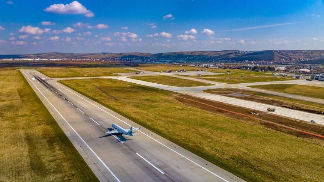 Közel 6 százalékkal nőtt tavaly a romániai repülőterek utasforgalma az előző évhez képest