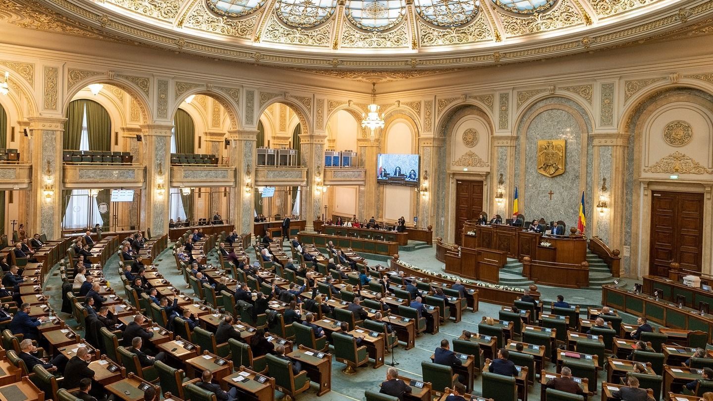 Cazanciuc: 24 százalékkal csökken a szenátusi alkalmazottak száma