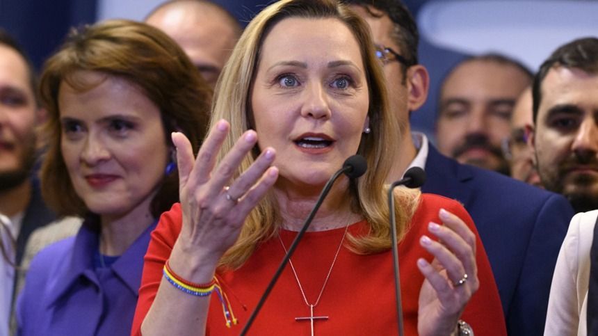 Lasconi: Iohannis 23 napja törvénytelen albérlő a Cotroceni-palotában