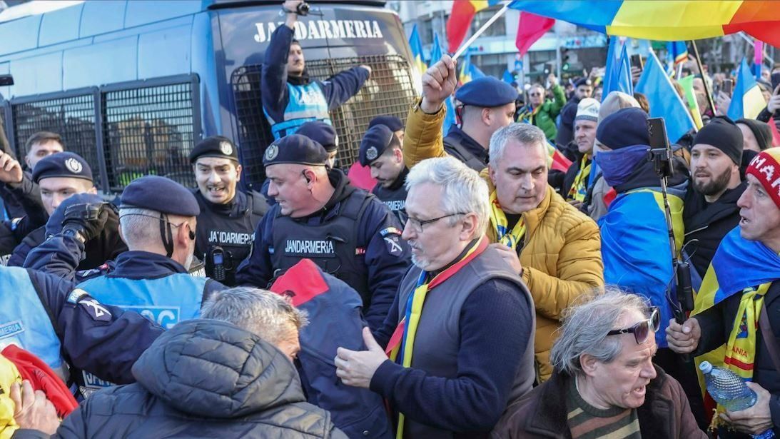Bukarest: feszültség a Victoriei téren