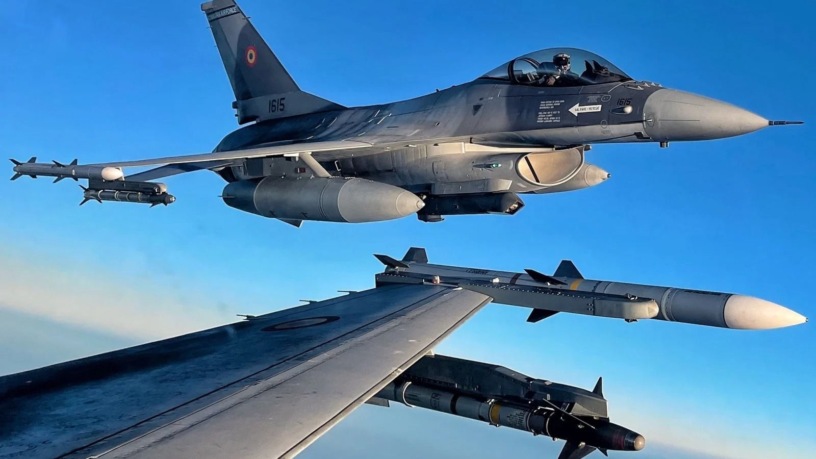 Védelmi minisztérium: Újabb dróntámadások voltak a határ közelében, két F-16-os vadászgép végzett légtérellenőrző repülést