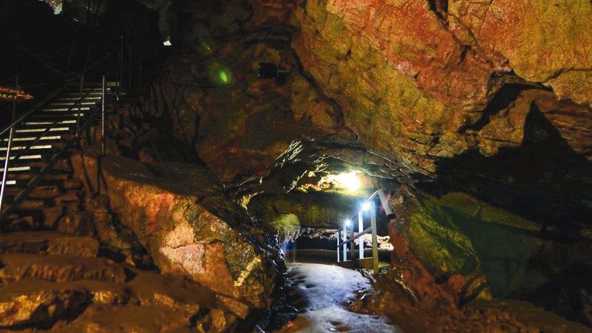 Zárva lesz a révi Zichy-barlang