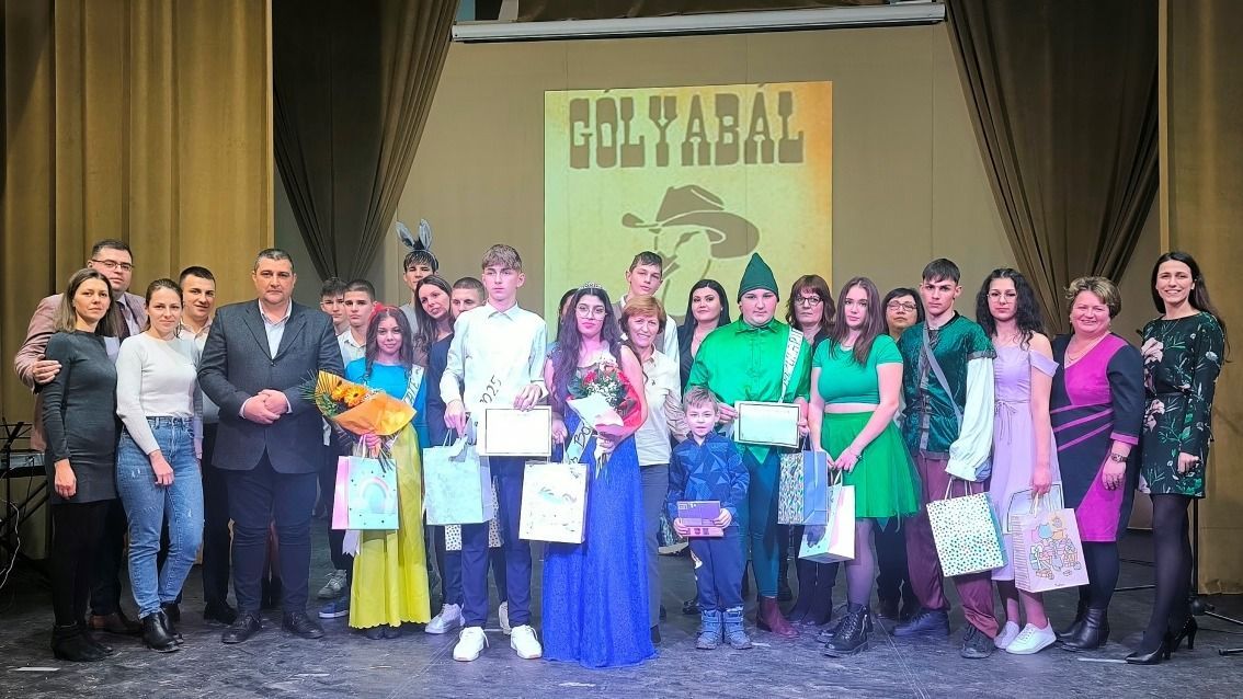 Gólyabált szervezett az Érmihályfalvi Technológiai Líceum