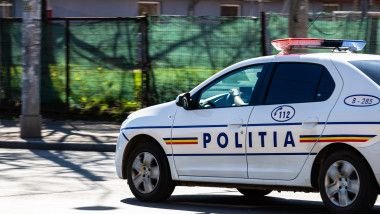 FRISSÍTVE | Hatósági felügyelet alá helyezték a vajdahunyadi tanárt, aki szexuális együttlétre tett ajánlatot 13 éves tanítványának