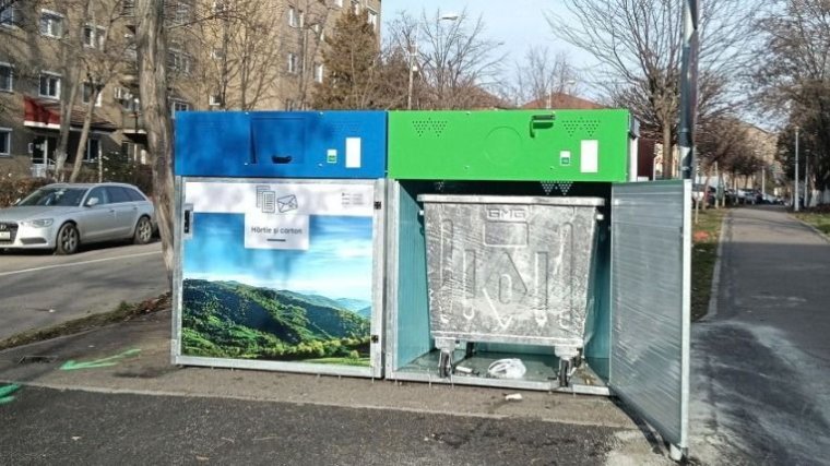 Több digitalizált hulladékszigetet megrongáltak Nagyváradon