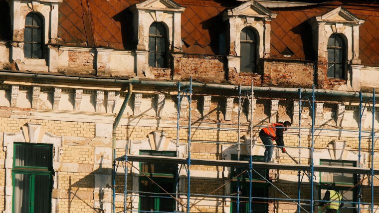 Erdélyi és partiumi települések is kérhetnek finanszírozást földrengésbiztonsági felújításra