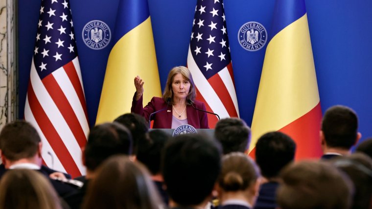 Amerikai nagykövet: történelmi pillanat Románia csatlakozása a vízummentességi programhoz