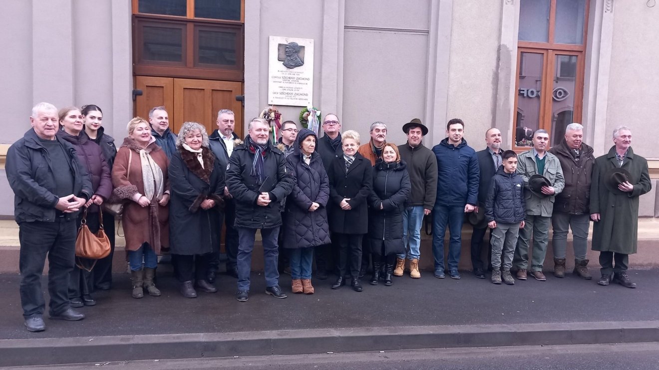 Széchenyi Zsigmondra emlékeztek a szülőházánál