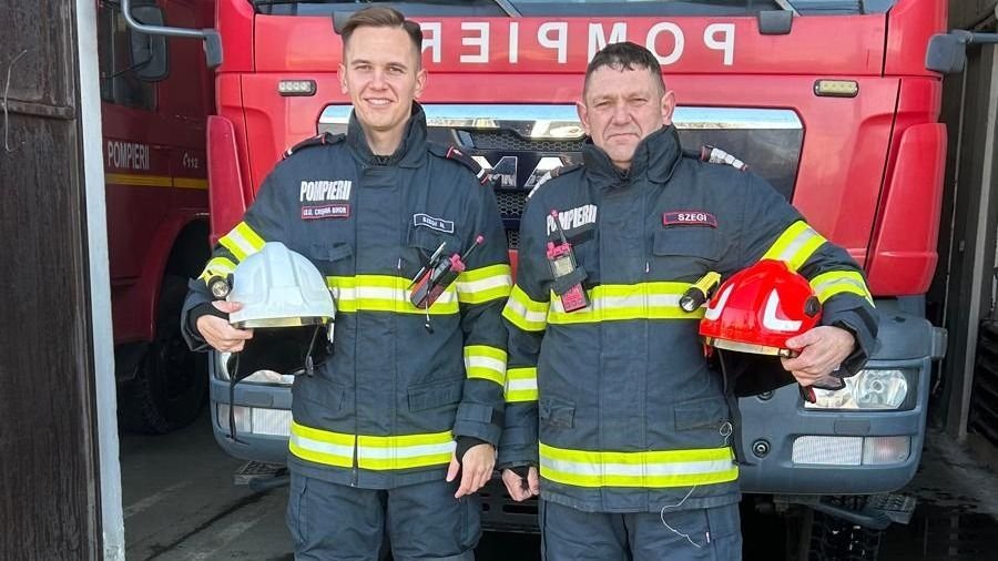 Két generáció, ugyanaz a hivatástudat: apa és fia is a tűzoltást választotta
