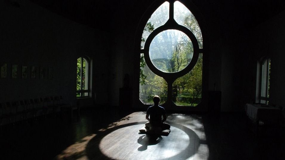 Előadás: Közélet és költészet