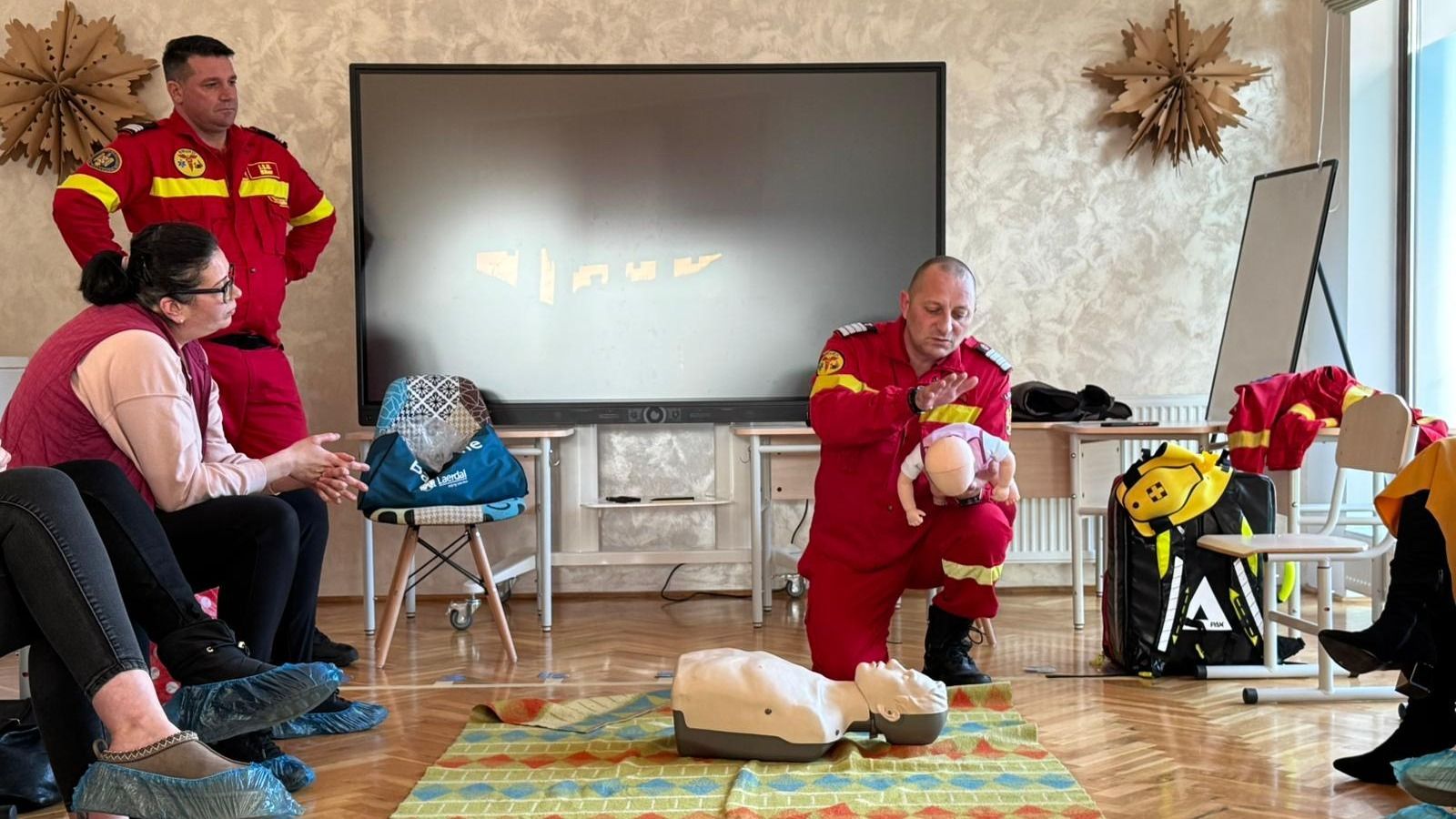 Elsősegélyre oktatják a tanárokat