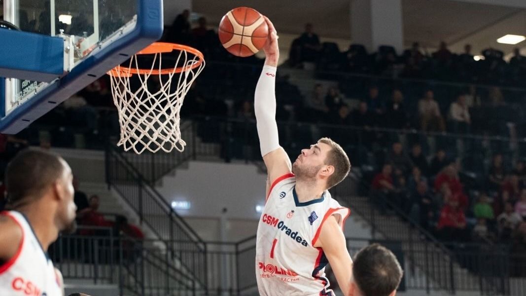 A VSK U erődemonstrációval hangolt a nyolcas döntőre