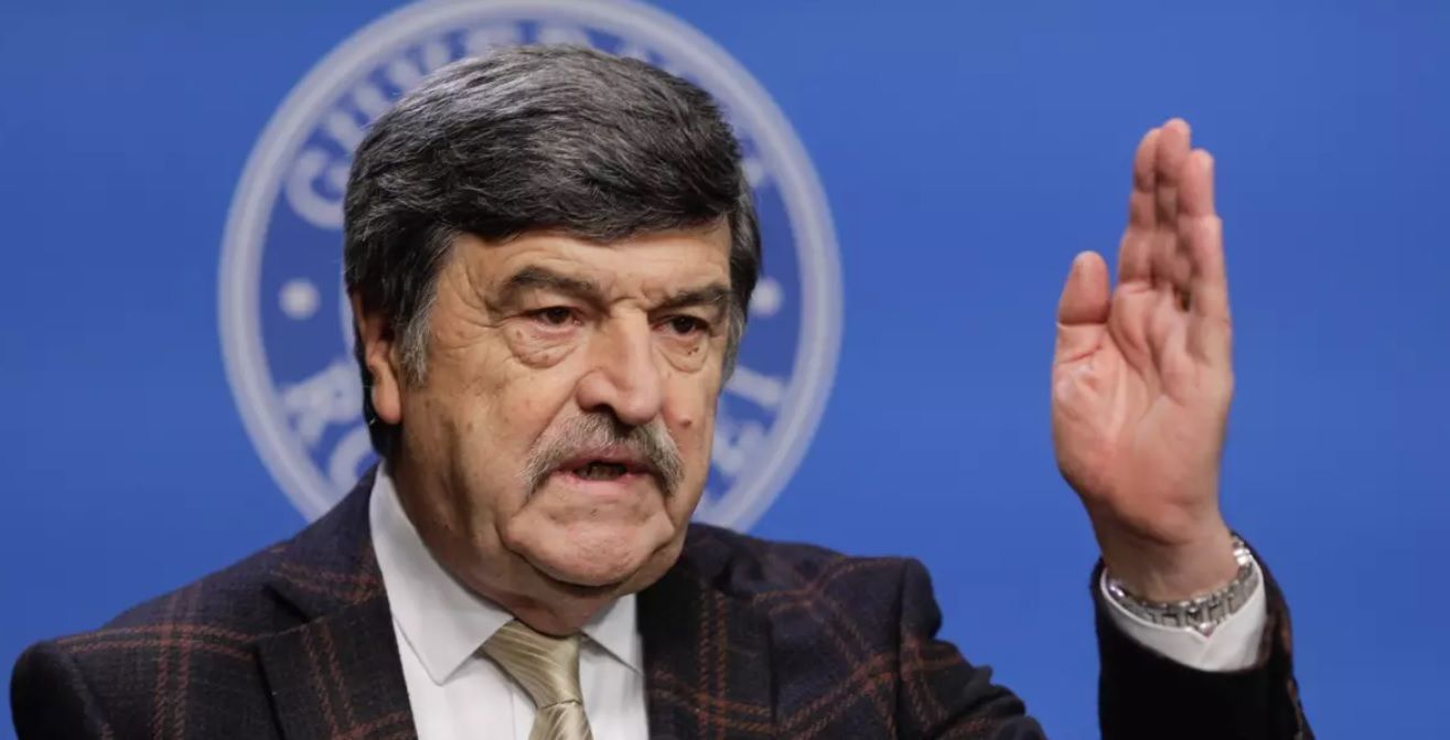 Menesztették tisztségéből az Állandó Választási Hatóság elnökét