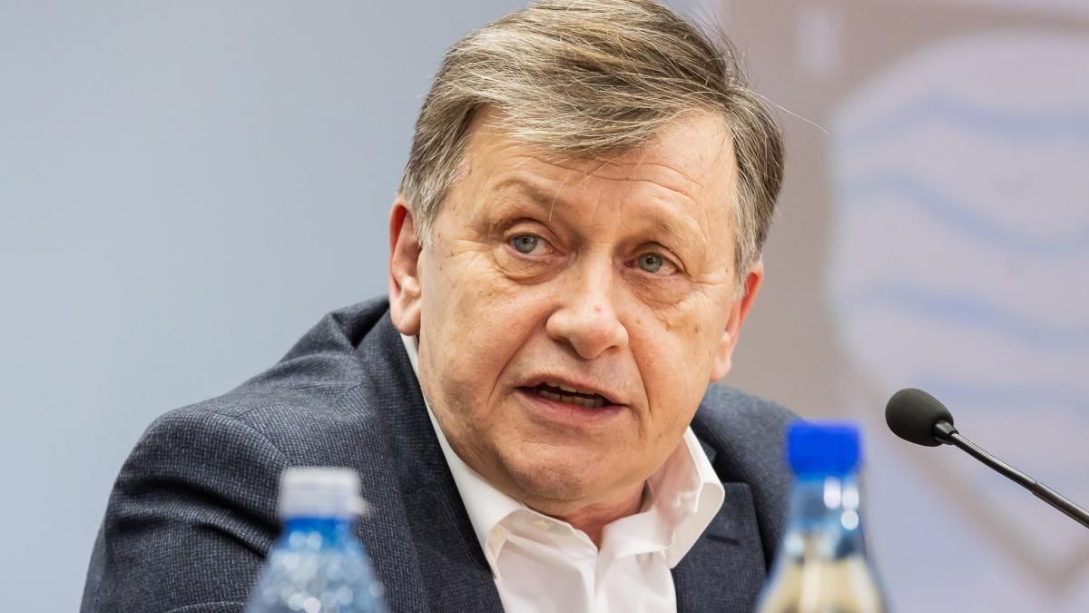 A BEC iktatta a Crin Antonescut támogató Románia, előre választási szövetséget