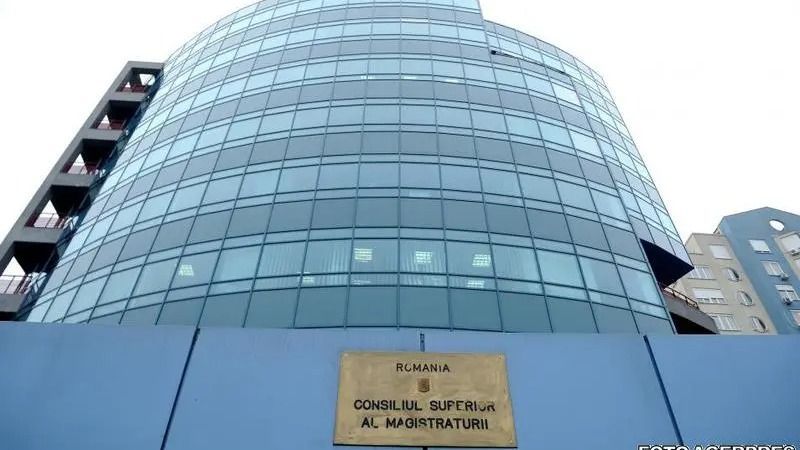 CSM: tavaly több mint 2,1 millió perben született alapfokú ítélet Romániában