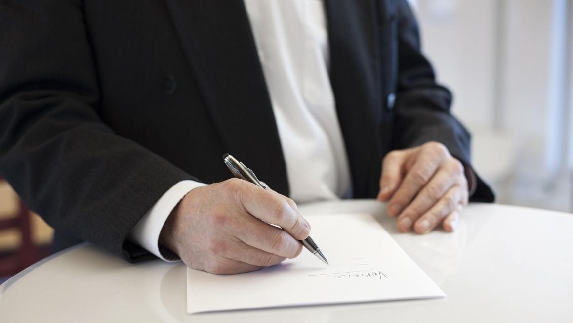 Cseke Attila: 26 év után új tűzbiztonsági építkezési szabályozást vezetünk be