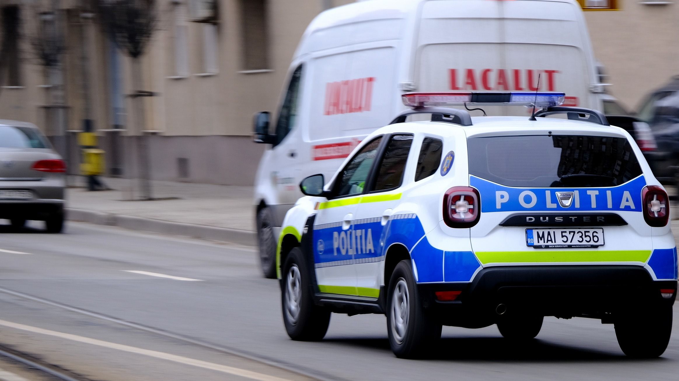 Autós üldözés után állították meg a jogosítvány nélküli sofőrt