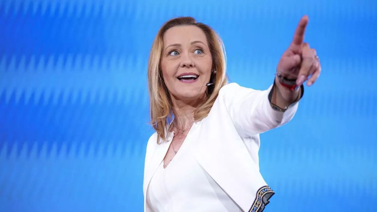 Lasconi: Iohannis lemondása nagyon későn érkezett