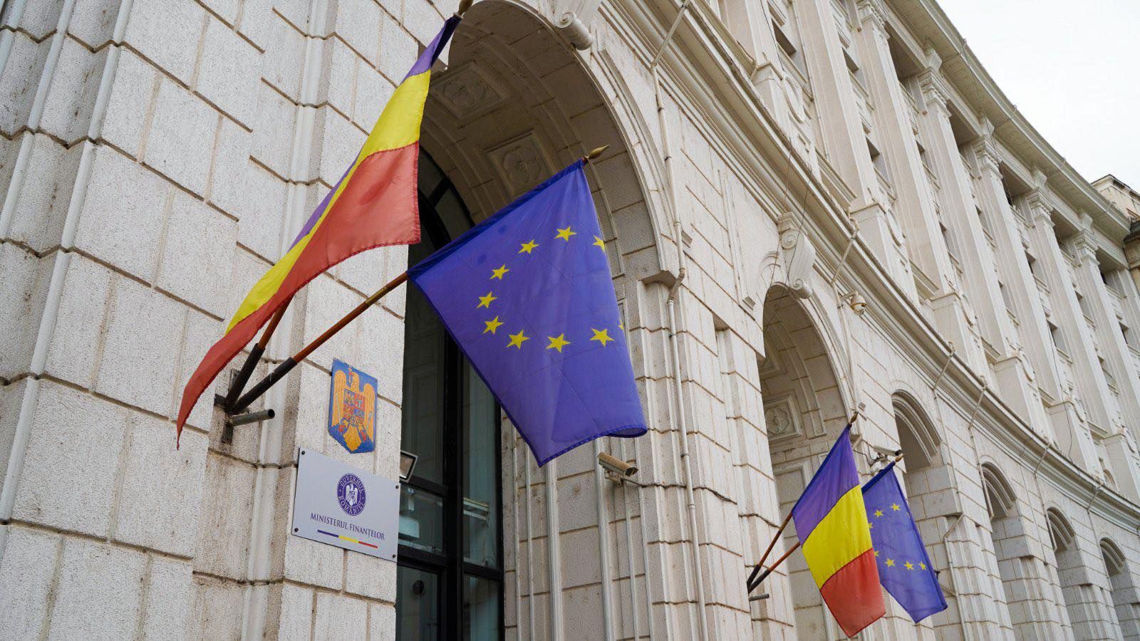 Pénzügyminisztérium: tavaly 15.101-gyel nőtt a közalkalmazottak száma