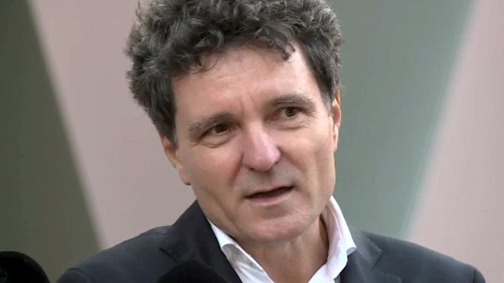 Nicușor Dan szerint meg kell győzni a választókat, hogy változásra van szükség, de a Nyugat-orientáltság megőrzésével