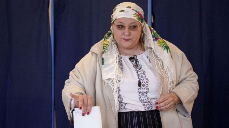 Diana Șoșoacă: Jelöltetem magam az elnökválasztáson