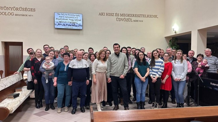 Fórumbeszélgetésre várják a házaspárokat