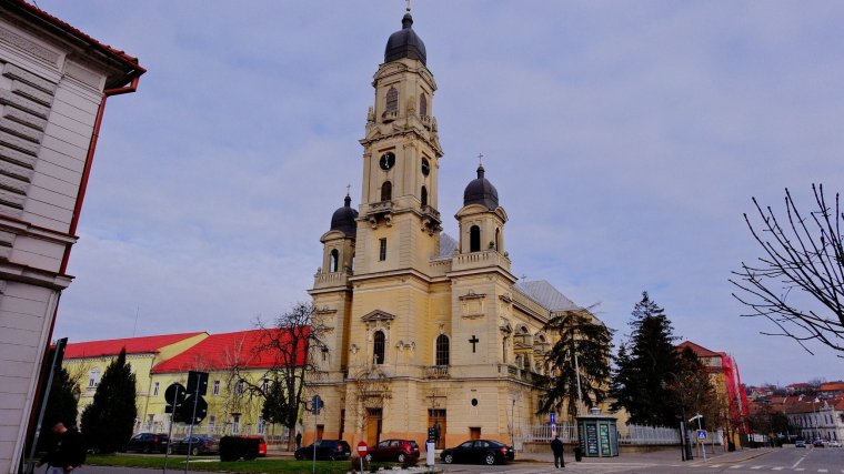 Emléktáblaavatás a Barátok templománál