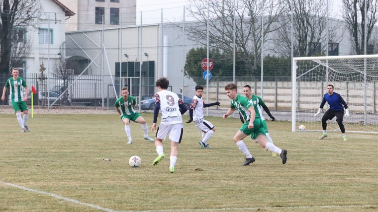 Újabb gólzáporos győzelmet arattak a piros-kékek