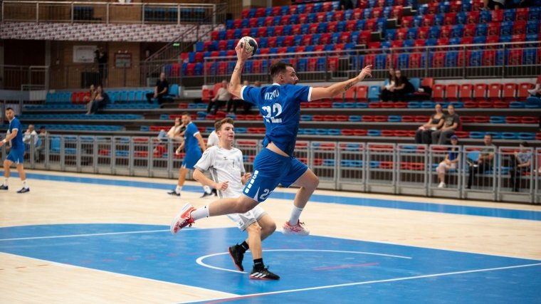 Győzelemmel kezdték a felsőházat a váradi kézisek