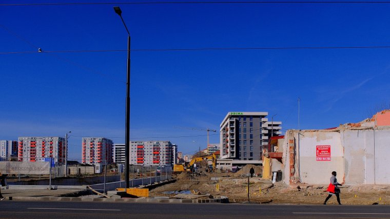 Magasház épül a közúti aluljáró mellett