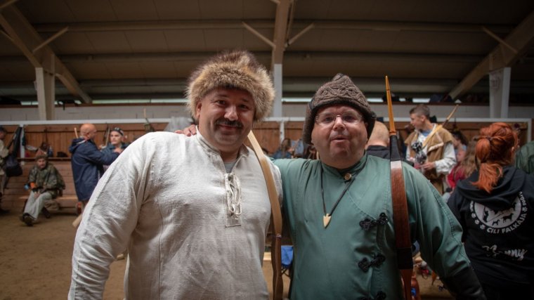 Célkeresztben a múlt ereje – Történelmi íjászok Nagyváradról