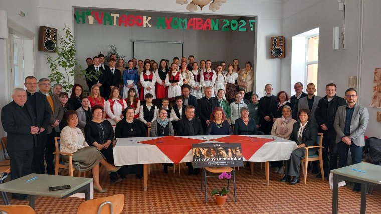 A béke volt a fő témája az idei Hivatások nyomában hittanversenynek