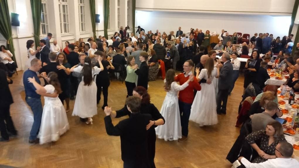 Szülői bált szervezett az Ady Endre Líceum