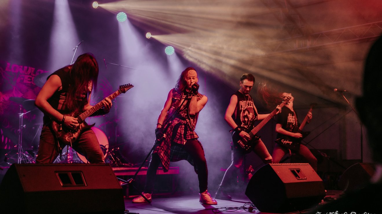 Vadász együttes: a Dédimama házából a végtelenbe és tovább