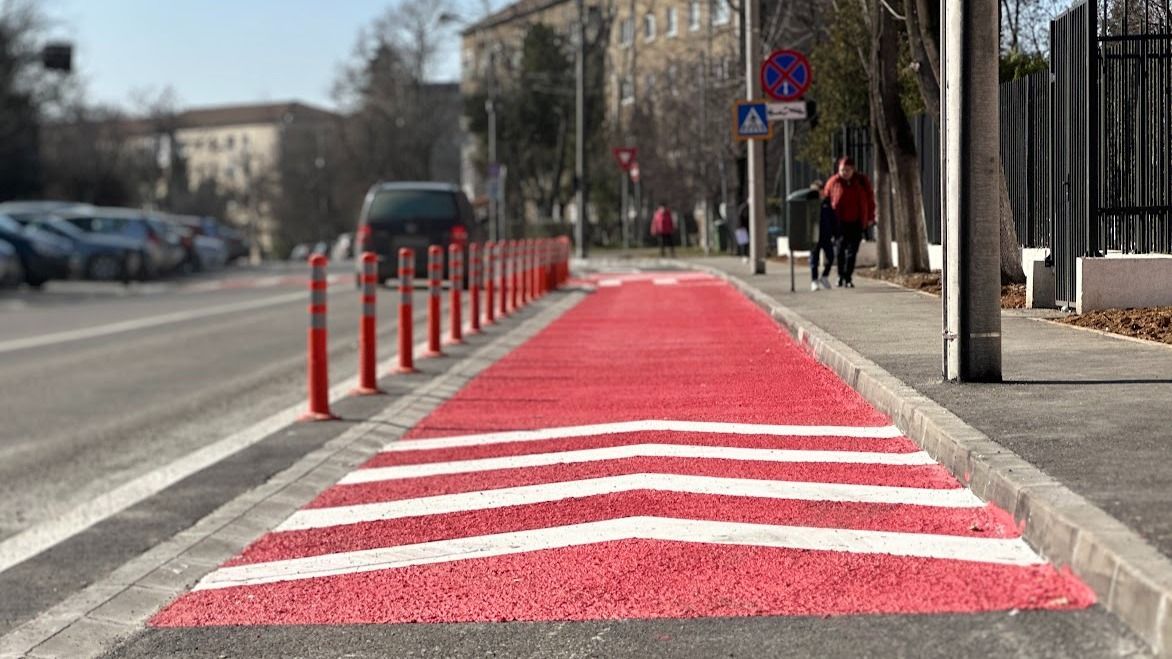 Megkönnyítenék az iskolák előtti közlekedést