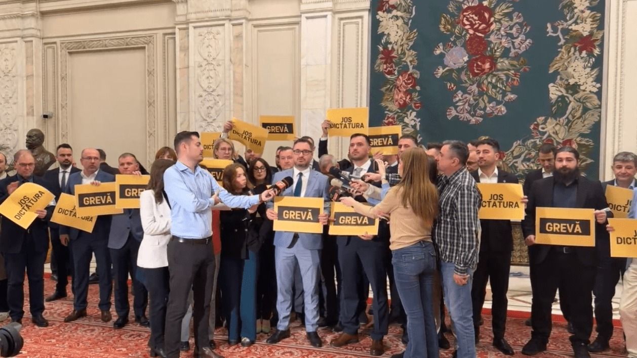 Az AUR szóvivője a parlamenti sztrájkról: Nem akarunk hozzájárulni a folyamatban lévő államcsíny végrehajtásához