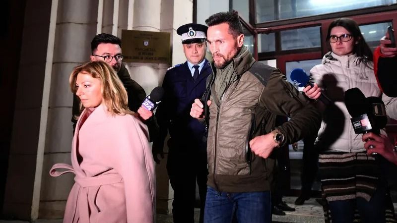 Vádat emeltek Călin Georgescu egyik munkatársa, Eugen Sechila ellen legionárius szimbólumok népszerűsítése miatt