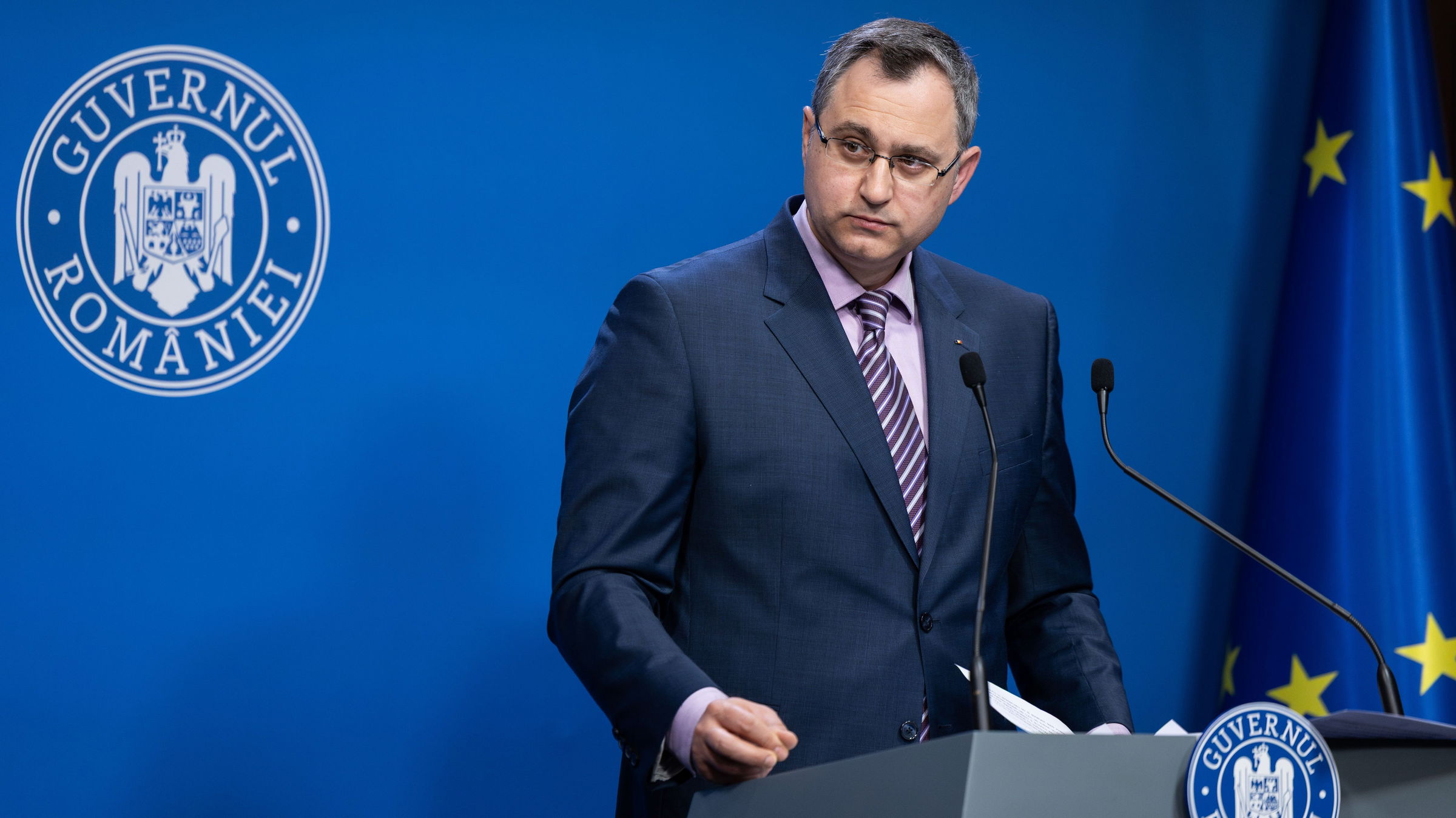 December 31-ig halasztotta a kormány a nyugdíjkorhatárt betöltött közalkalmazottak automatikus elbocsátását