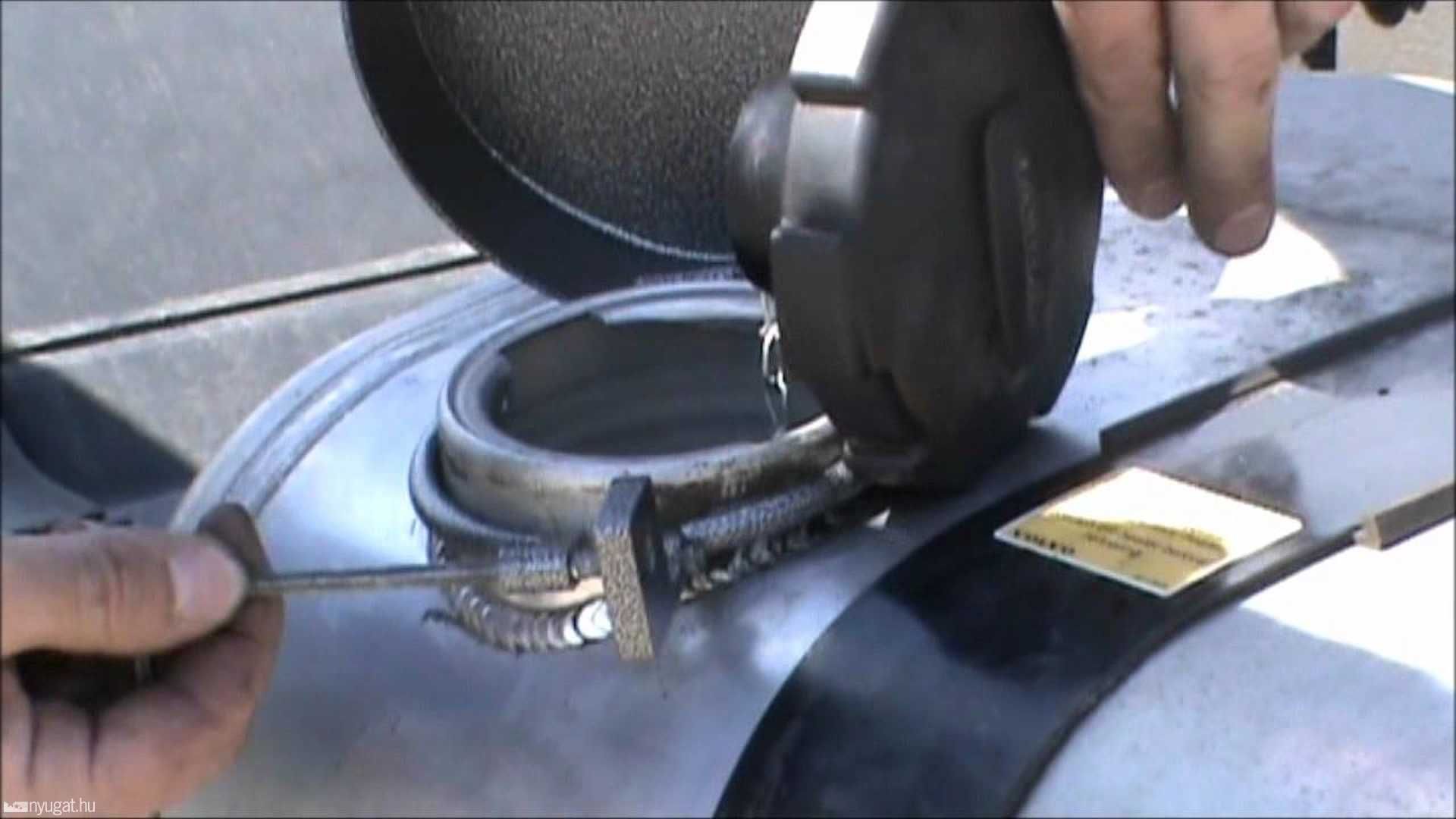 Üzemanyaglopás miatt vizsgálódnak