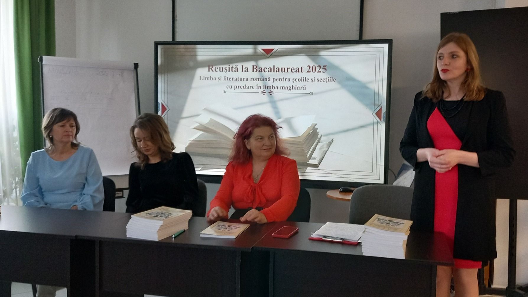 Hiánypótló román érettségi segédanyagot mutattak be