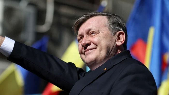 Crin Antonescu: Azt szeretném, ha államfőként az első külföldi utam az Amerikai Egyesült Államokba vezetne