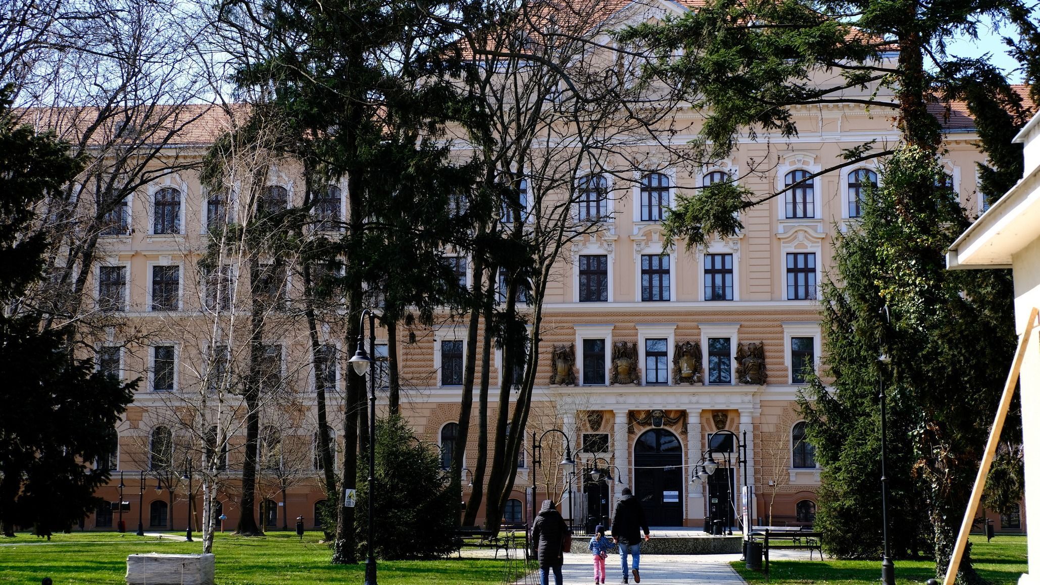 Fő a biztonság a nagyváradi Körösvidéki Múzeumban