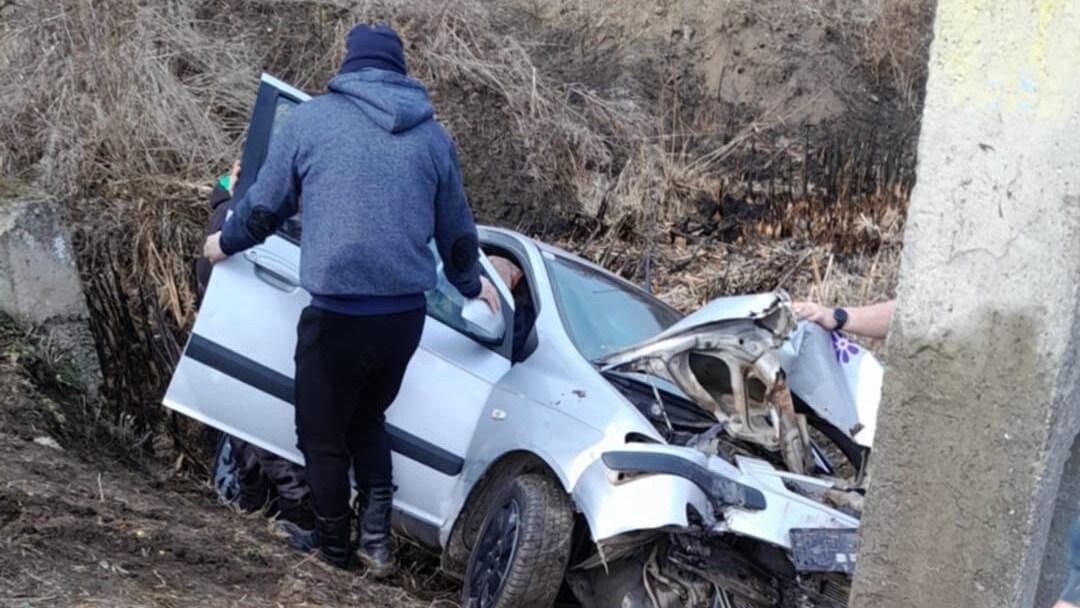 Hídfőnek ütközött Érábrány közelében