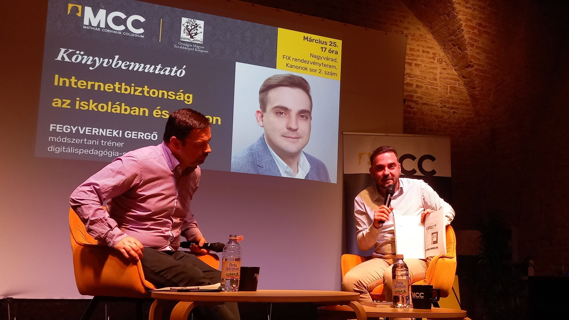 A biztonságos internethasználatról szervezett pódiumbeszélgetést az MCC